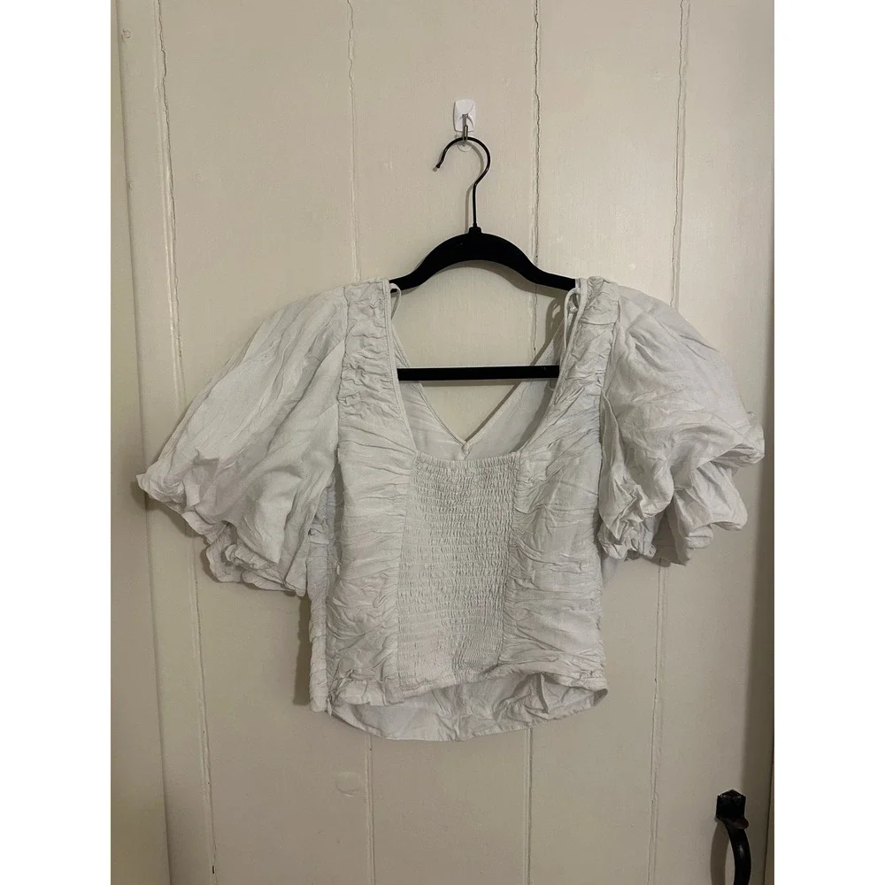 Anthropologie Pilcro XS‎ White Ruched Puff Sleeve V-Neck Smocked Blouse Top